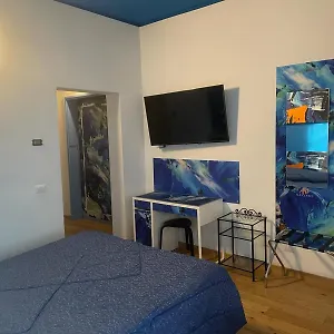 rooms-of-love.it-lombardy.com/