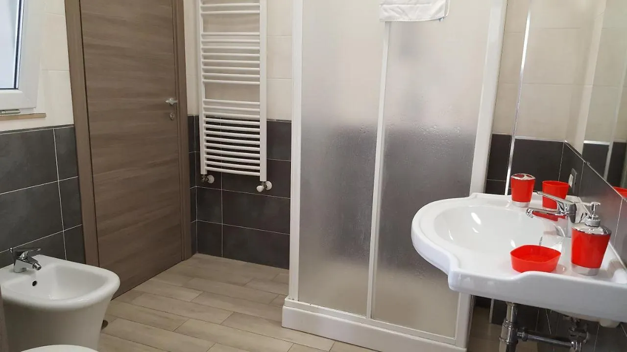 Guest House Web Room Pisa Italy